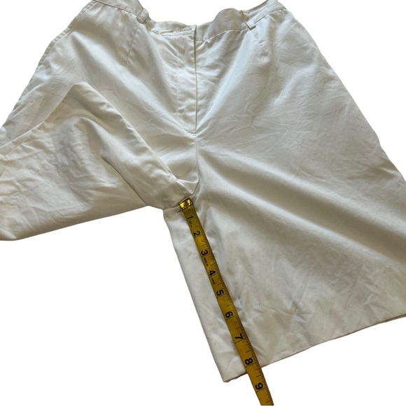 Givenchy Women’s Longline Golf Shorts White Pockets modest high rise 26 vintage - Picture 4 of 16